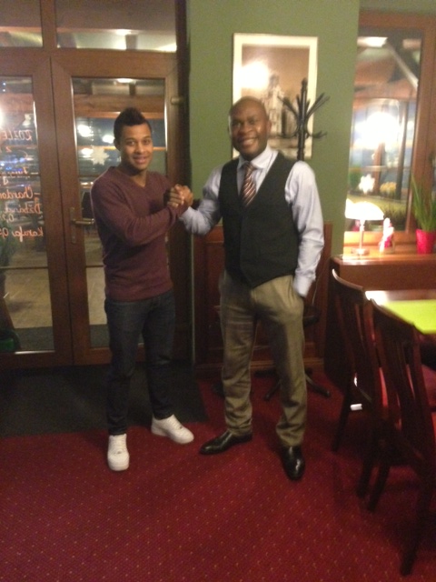 Daniel Chrysostome avec Dyjan Carlos, joueur du Banik Ostrava